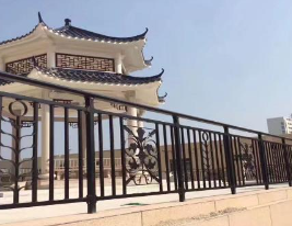 奇亿注册华邦护栏浅谈铝合金栏杆的具体优势