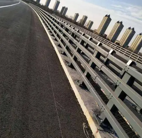 防撞护栏厂下游成交并未有好转迹象奇亿